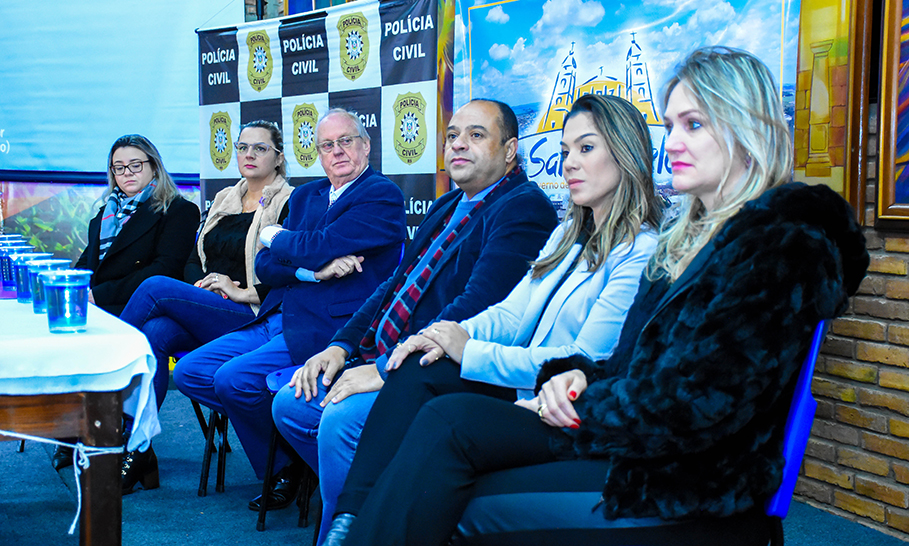 Legislativo presente na Capacitação Regional Sobre a Lei Maria da Penha e Violência Doméstica