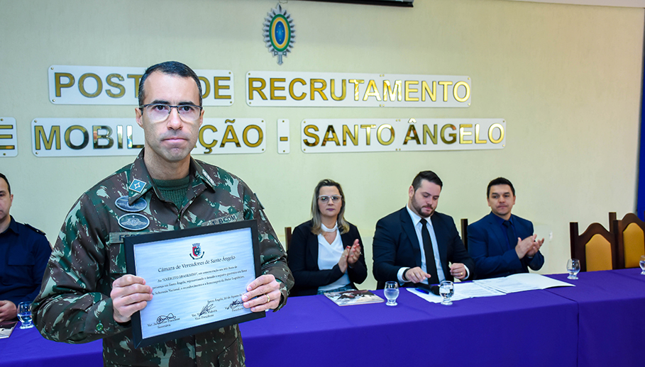 Exército Brasileiro é homenageado em Sessão Solene