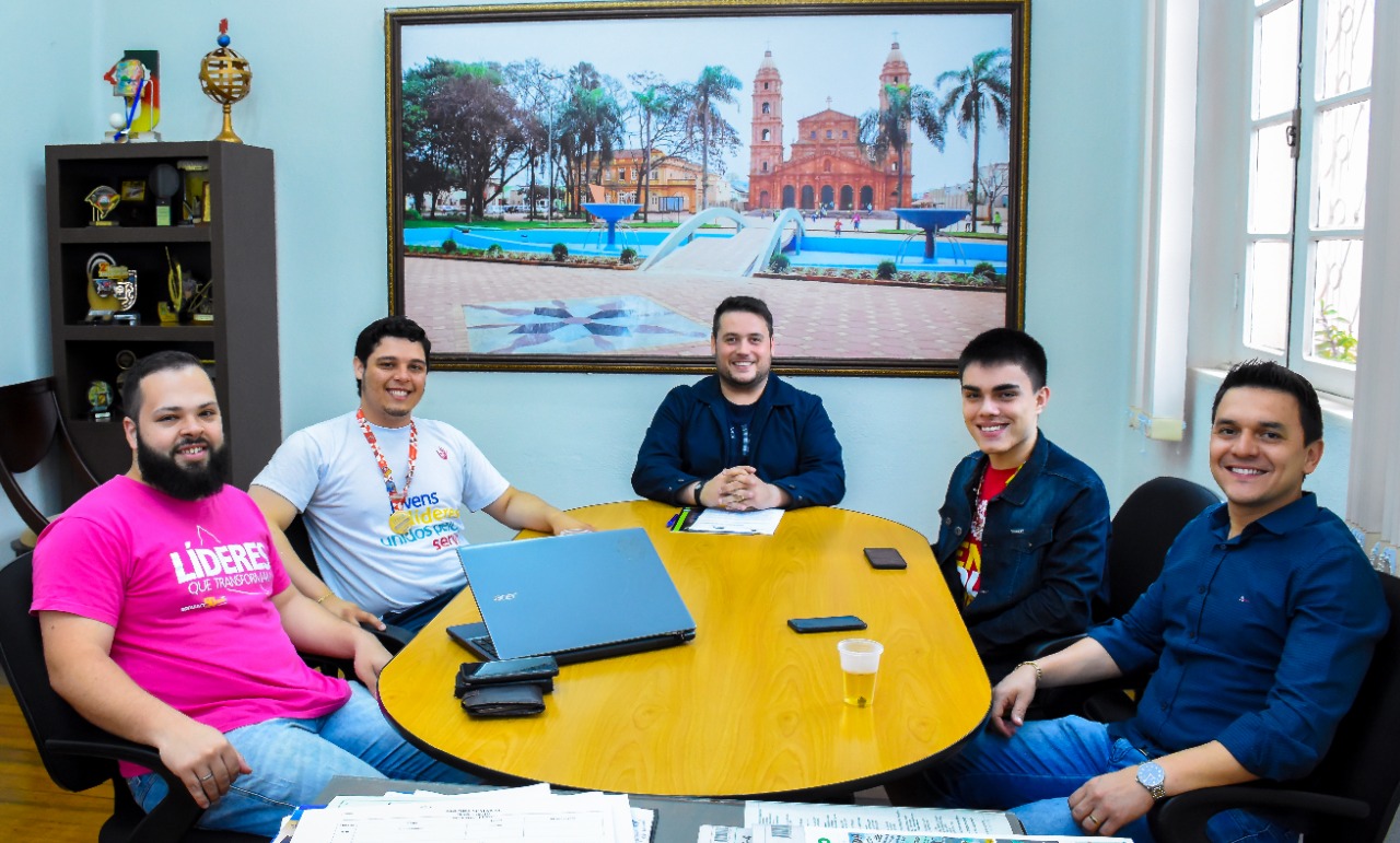 Rotaract Santo Ângelo busca apoio do Poder Público