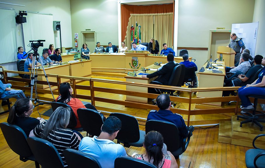 Legislativo comemora 10 anos de implantação do Colégio Tiradentes em Santo Ângelo