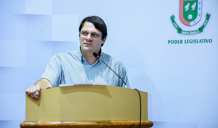 Legislativo homenageia 40 anos do Emaús em Santo Ângelo