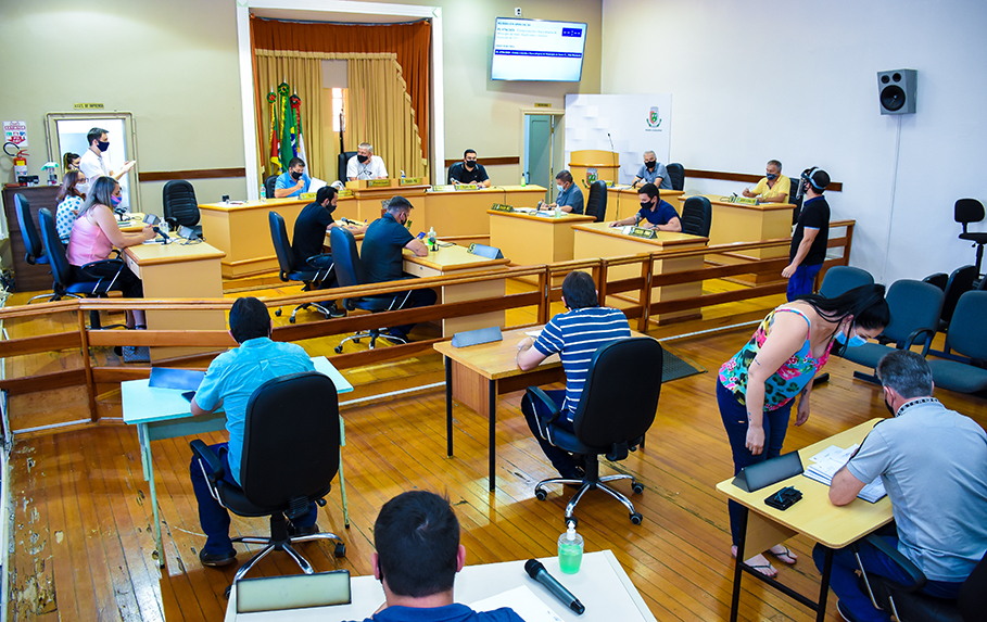 Sessão Ordinária desta última segunda-feira, 23