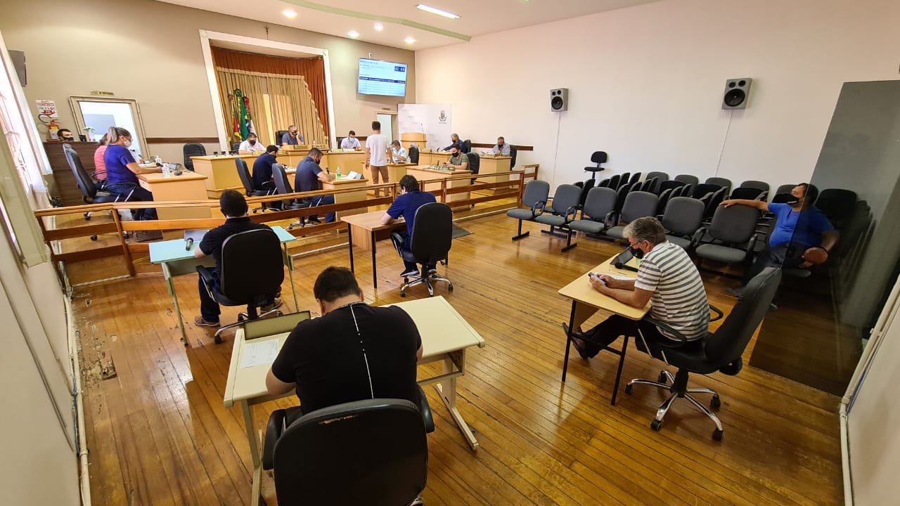 Sessão Extraórdinária finaliza o ano