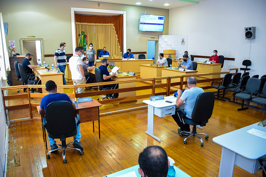 Vereadores aprovam por unanimidade reposição salarial de servidores públicos