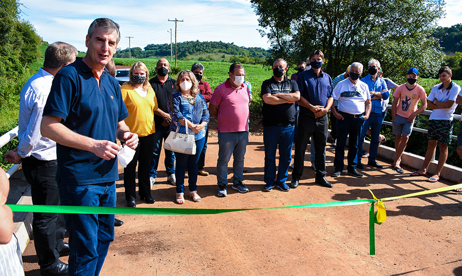 Inaugurada ponte na Linha Alegre entre Santo Ângelo e Guarani das Missões