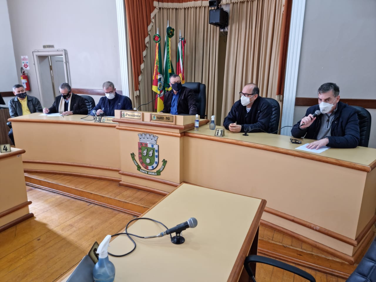 Poderes Legislativo e Executivo reivindicam melhor atendimento pelo IPE Saúde em Santo Ângelo   