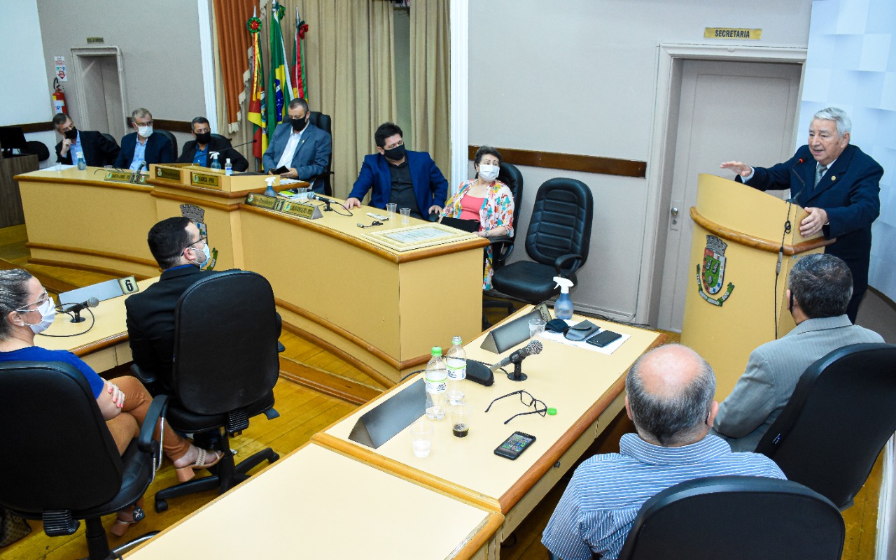 Odorico Bessa recebe título de Cidadão Honorário de Santo Ângelo   