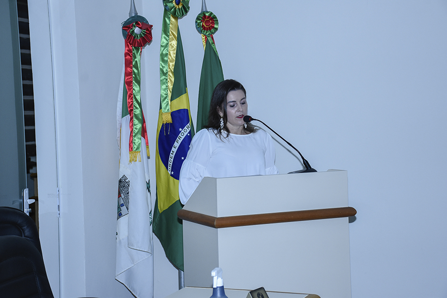 CONFIRA A ENTREGA DO TÍTULO MULHER CIDADÃ.