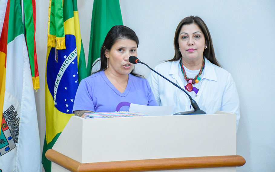 PROMOTORAS LEGAIS APRESENTAM PROJETO VOLTADO ÀS MULHERES EM SANTO ÂNGELO 