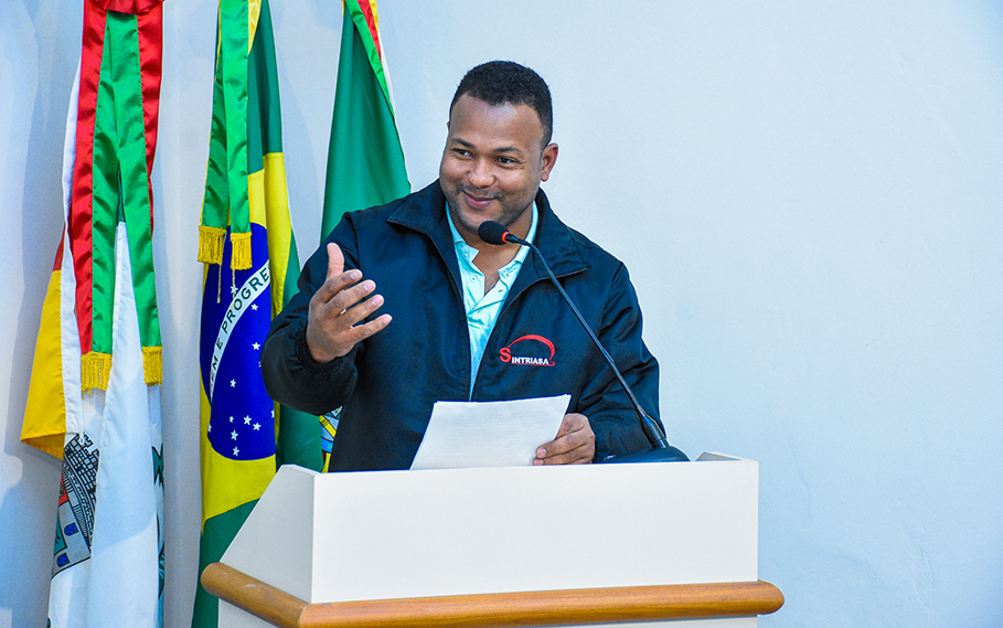 Sessão Especial faz homenagem ao Dia do Trabalhador