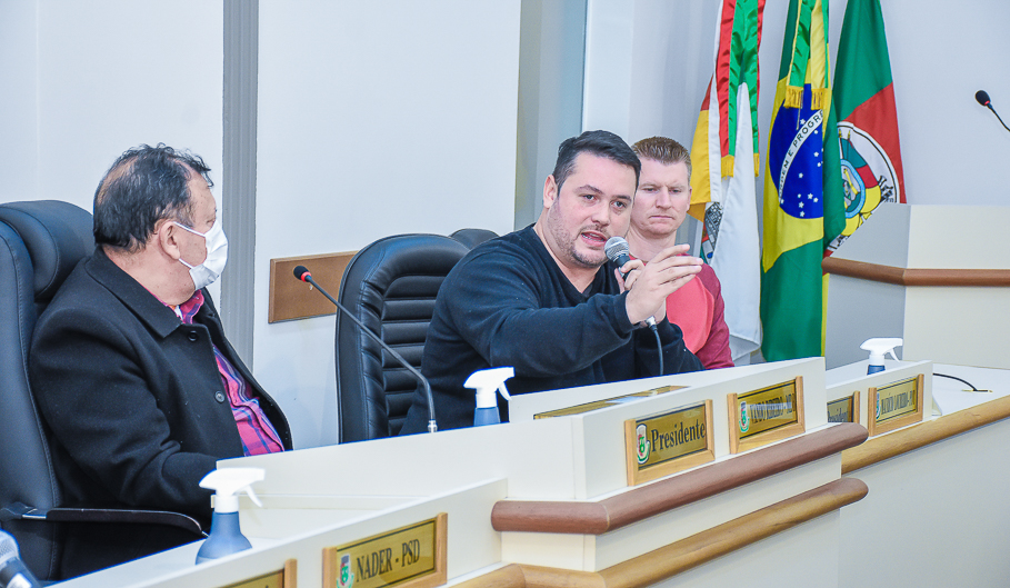  Legislativo realiza reunião para tratar da situação dos lares de idosos no Município