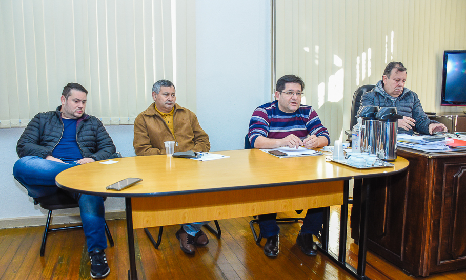 Legislativo busca regulamentação para administração dos cemitérios municipais