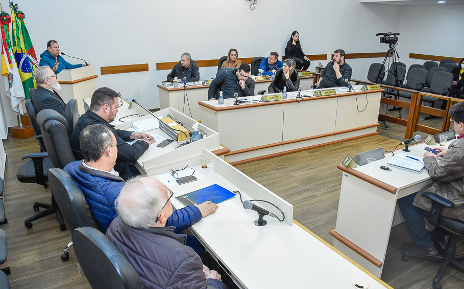 Homenagem marca a despedida do servidor Dário Basso da Câmara Municipal de Vereadores