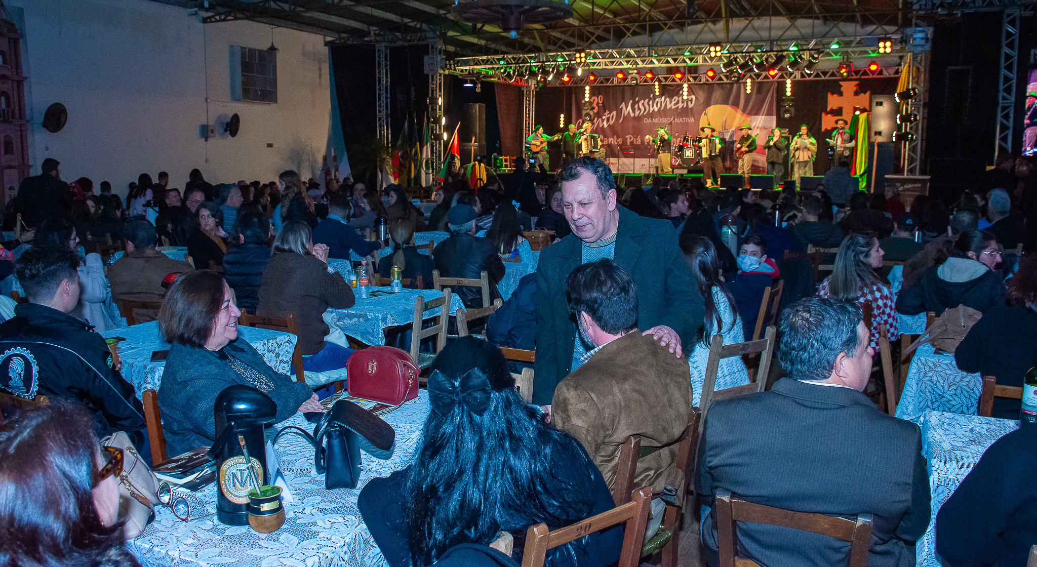 Legislativo prestigia a abertura do 13º Canto Missioneiro da Música Nativista 