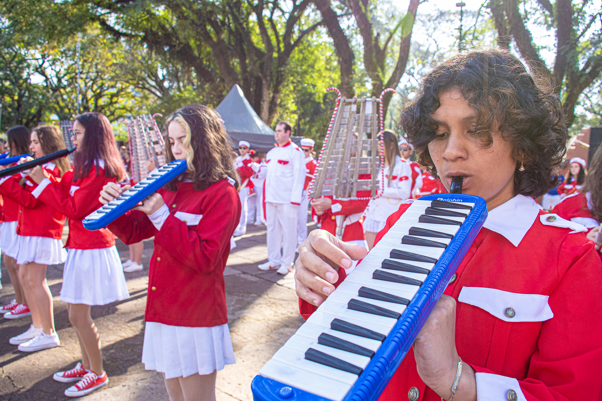 Legislativo prestigia desfile cívico celebrando os 200 anos da Independência do Brasil