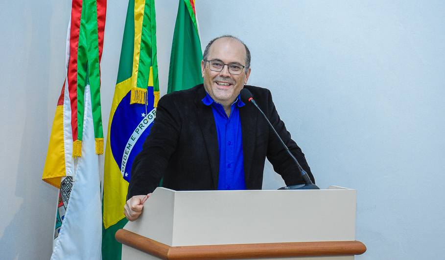 Legislativo homenageia os médicos Santo angelenses em Sessão Especial