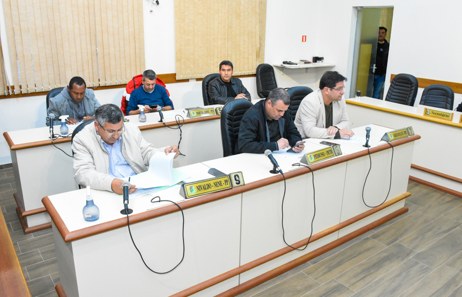 Formada Comissão que investigará denúncia de quebra de decoro parlamentar contra vereador Nerison de Abreu