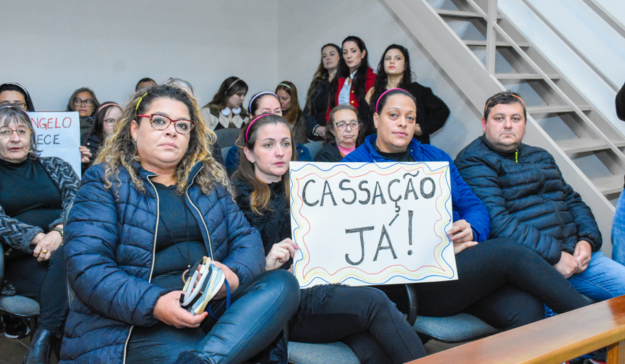 Formada Comissão que investigará denúncia de quebra de decoro parlamentar contra vereador Nerison de Abreu