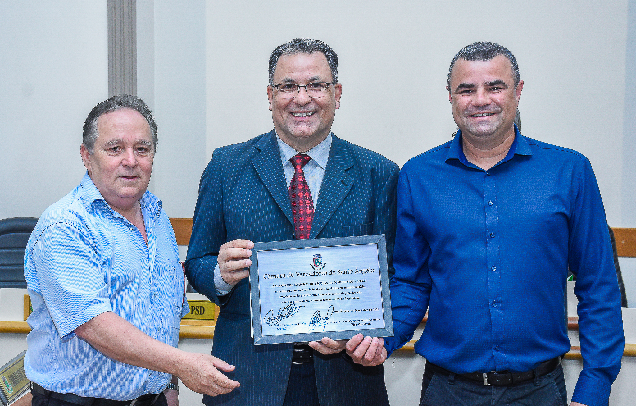 Legislativo presta homenagem aos 70 anos da Faculdade CNEC Santo Ângelo