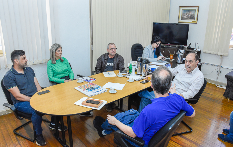 Reunião discute a possibilidade de melhorias de acesso para dois santuários no Município
