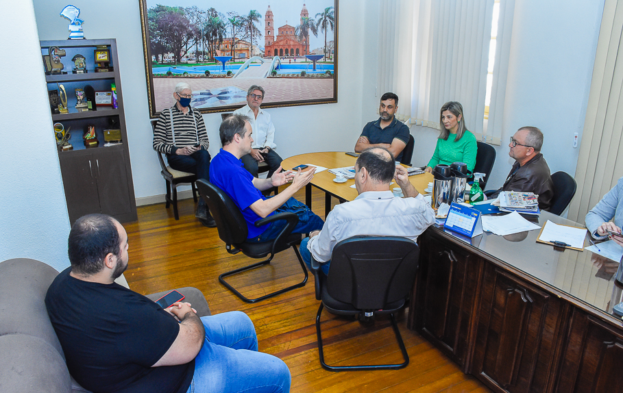 Reunião discute a possibilidade de melhorias de acesso para dois santuários no Município
