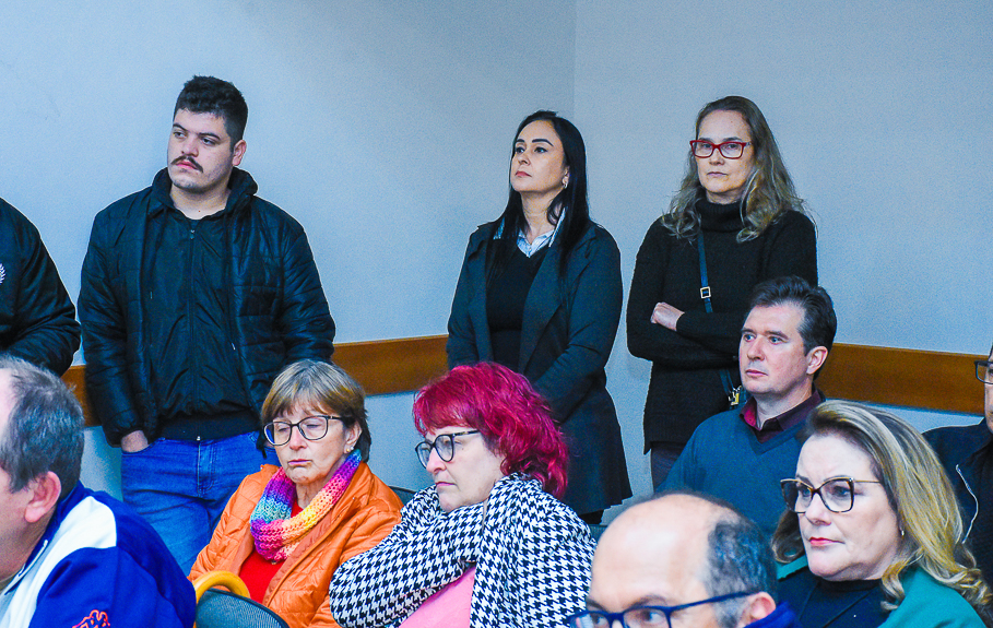Sessão Especial presta homenagem aos agraciados pelo projeto Selo Pela Vida