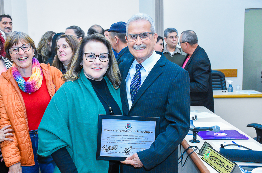Sessão Especial presta homenagem aos agraciados pelo projeto Selo Pela Vida