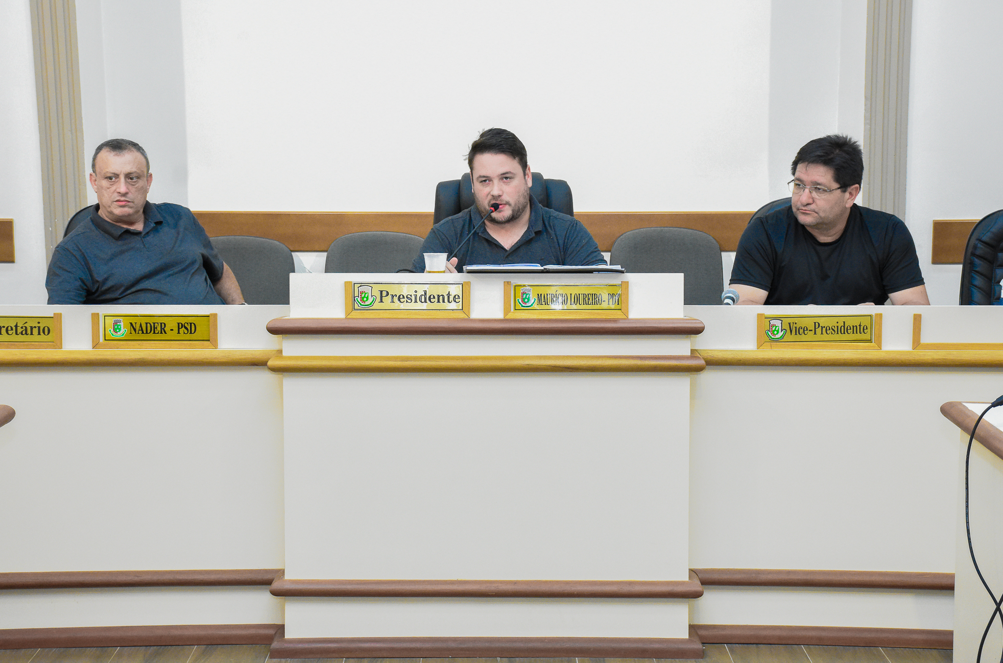 Legislativo aprova projeto de lei que trata sobre o regime jurídico dos servidores públicos municipais