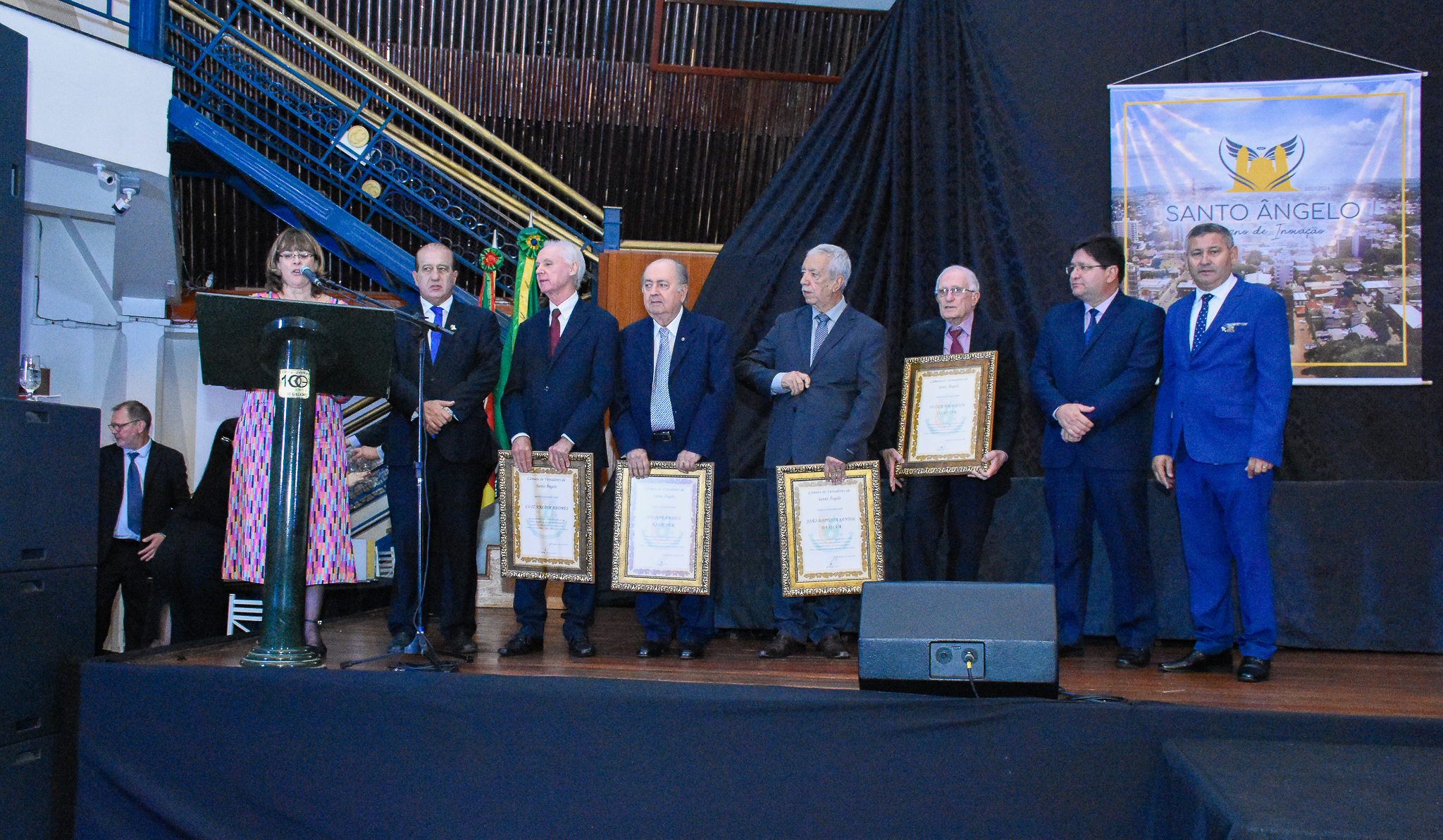 Poder Legislativo de Santo Ângelo realizou sessão solene em homenagem ao Ministro João Augusto Nardes e ex-vereadores 