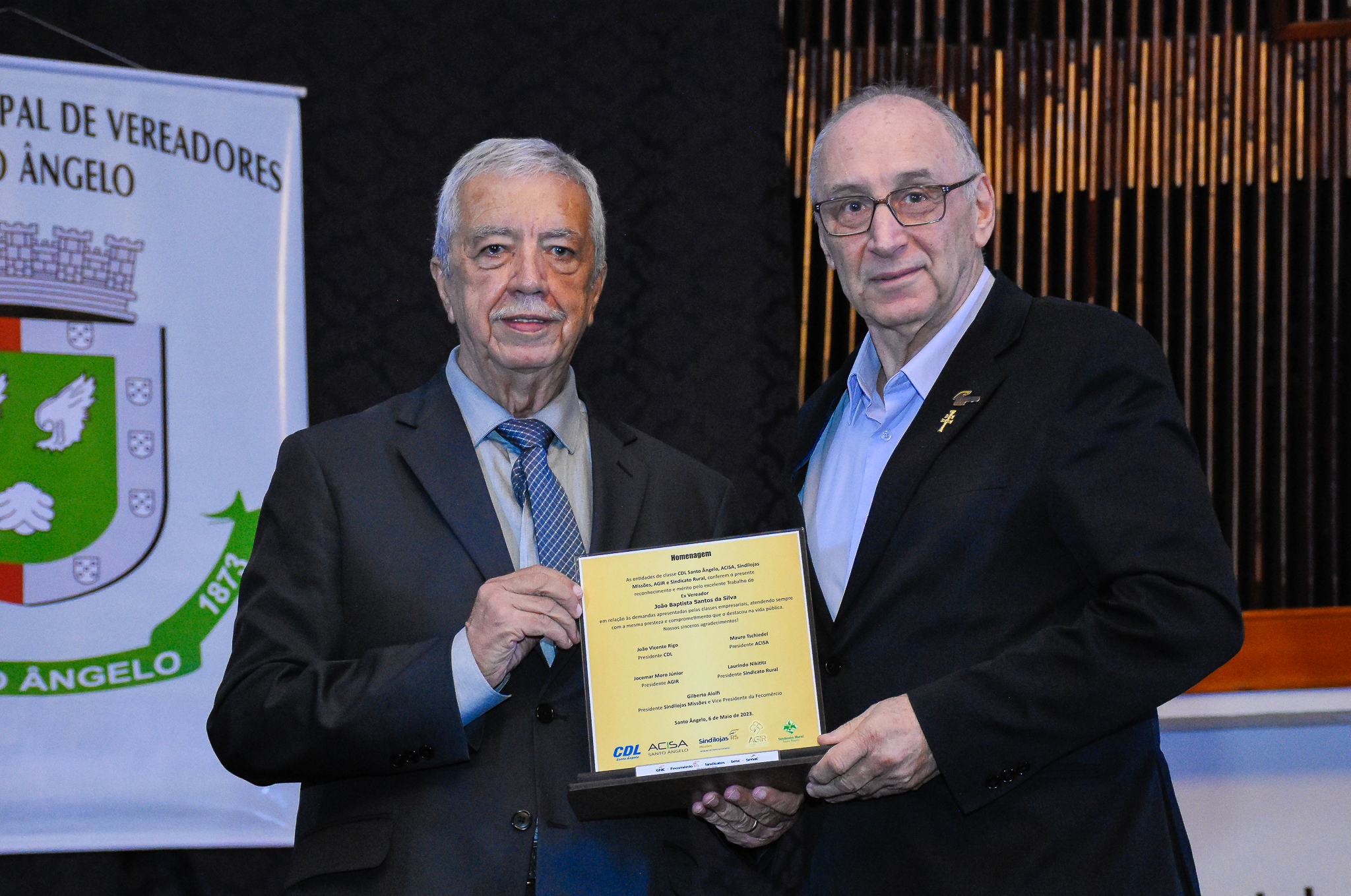 Poder Legislativo de Santo Ângelo realizou sessão solene em homenagem ao Ministro João Augusto Nardes e ex-vereadores 