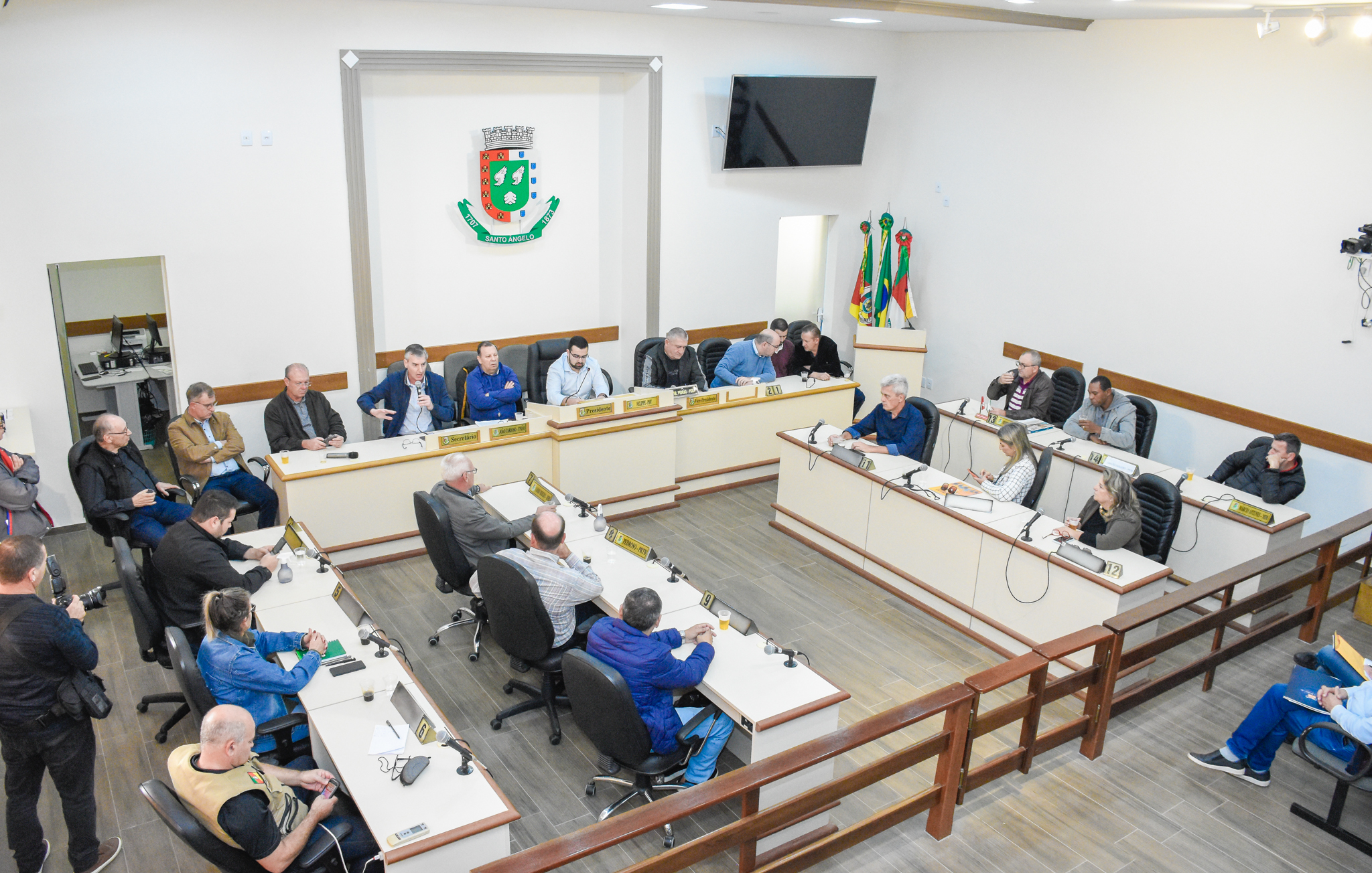 Legislativo realiza audiência pública para tratar assuntos referentes ao Aeroporto Regional Sepé Tiaraju - GEL