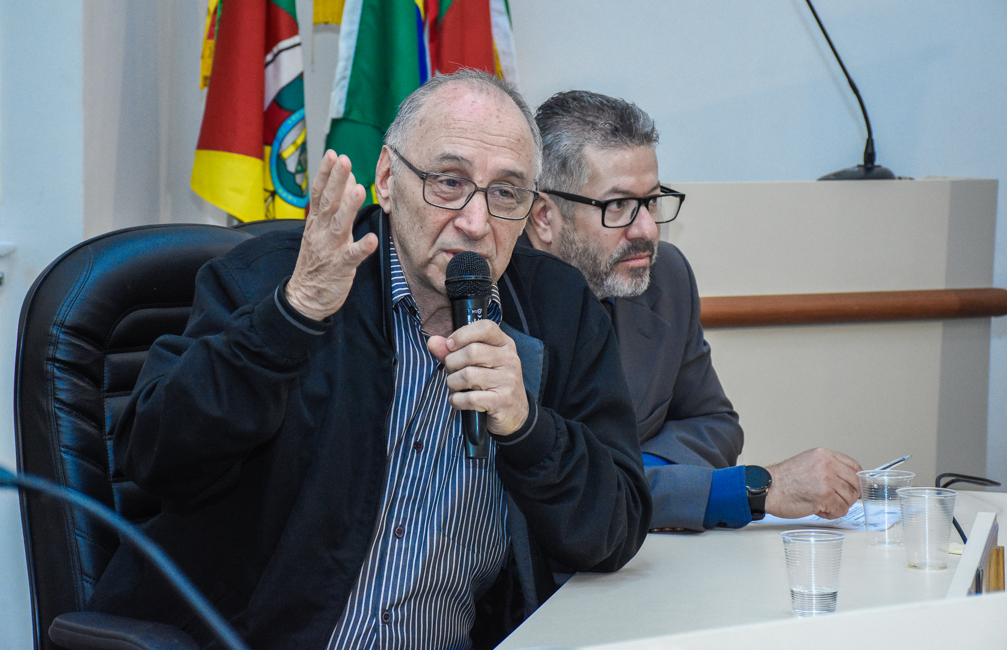 Procuradoria da Mulher através do Poder Legislativo realizou uma roda de conversa sobre a campanha Junho Violeta