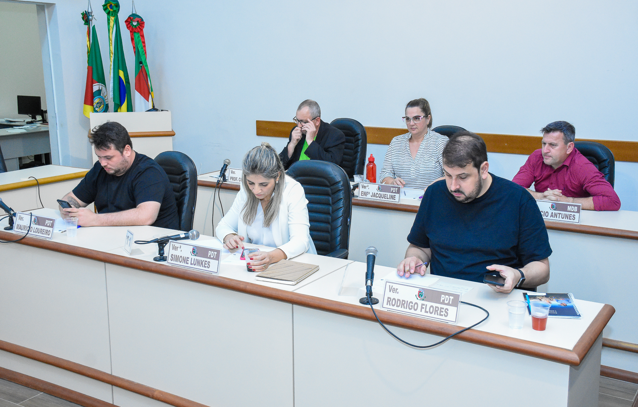 Vereadores apresentam duas moções durante Sessão Ordinária da última segunda-feira
