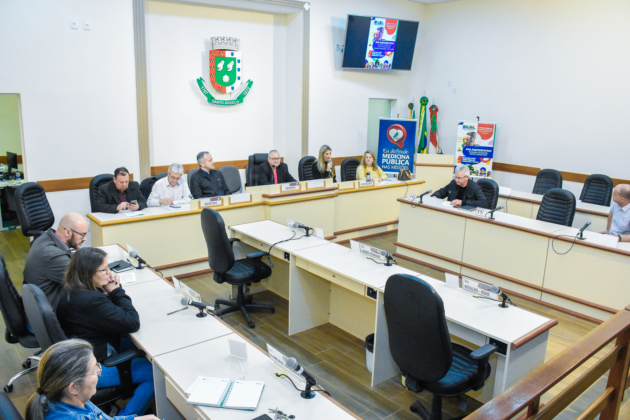 Realizada a Plenária Municipal pela implementação do curso Público de medicina 