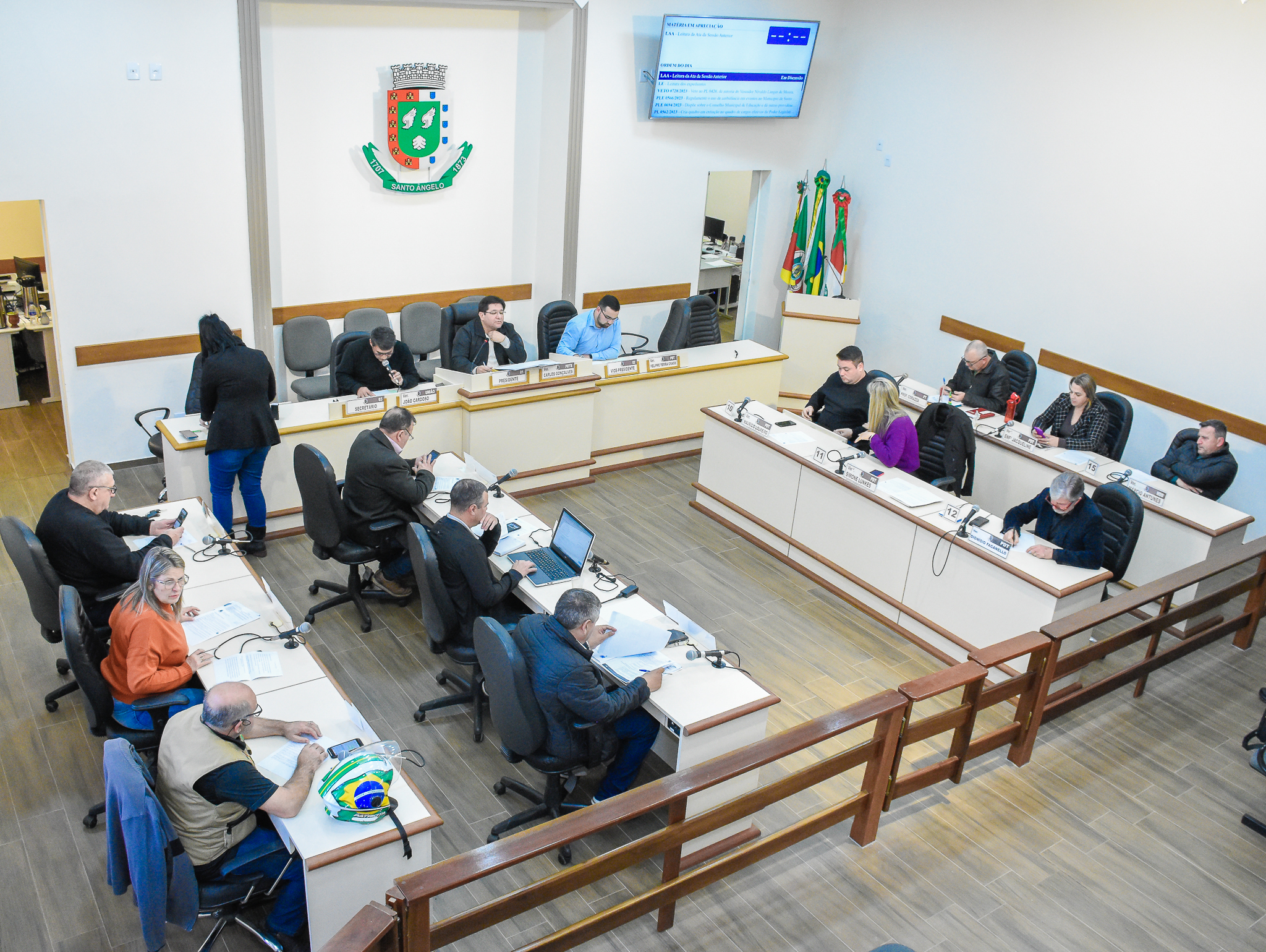 Moções e requerimentos também estiveram em pauta na última segunda-feira