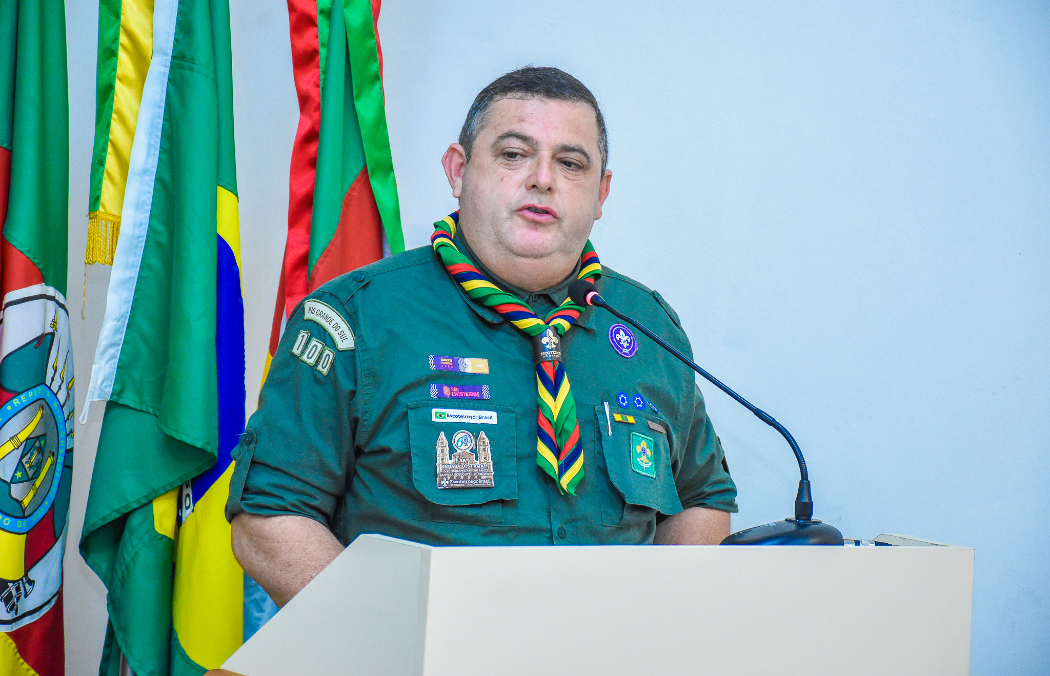 Poder Legislativo de Santo Ângelo realizou homenagem aos 60 anos do Grupo Escoteiro Medianeira 100RS