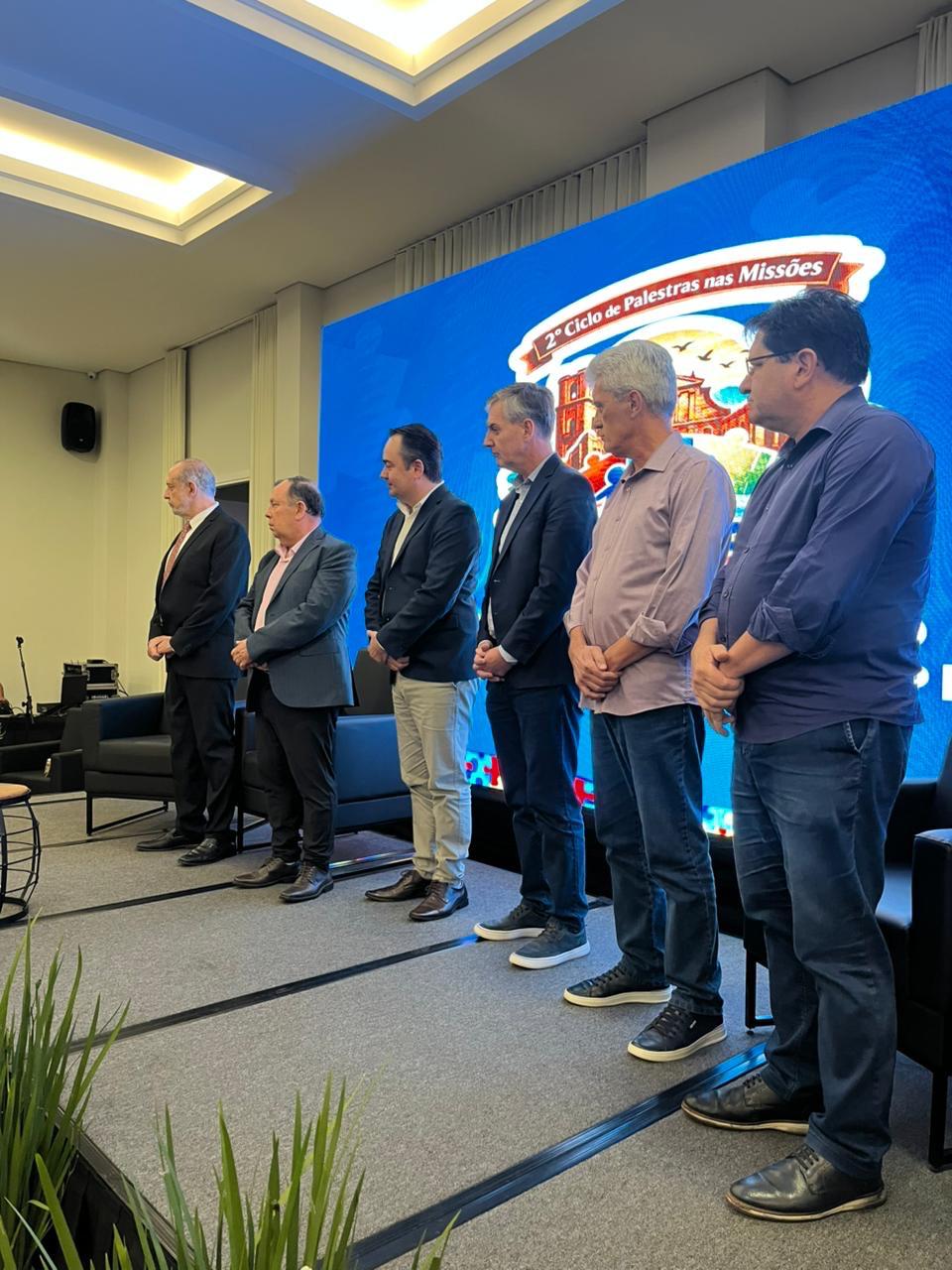 Poder Legislativo participa do 2º Ciclo de Palestras sobre autismo
