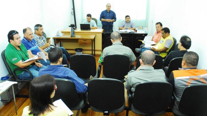Vereadores e membros da comunidade propoem altera&ccedil;&atilde;o no projeto de "Polui&ccedil;&atilde;o Sonora"