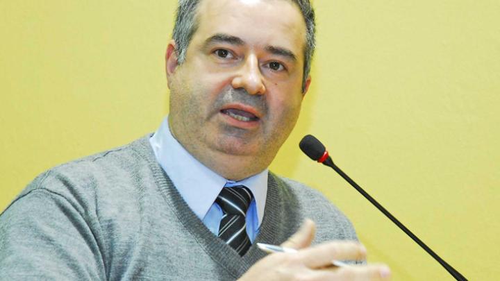 Reabertura da farm&aacute;cia Popular