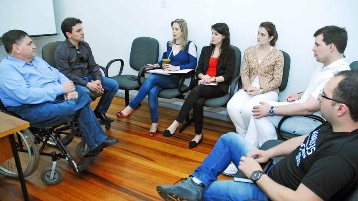 Biom&eacute;dico e Fisioterapeuta no quadro de servidores de Santo &Acirc;ngelo
