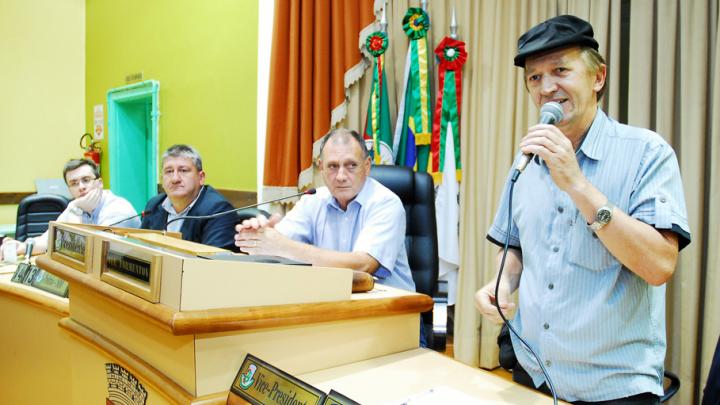 C&acirc;mara aprova projeto de incentivo &agrave; produ&ccedil;&atilde;o leiteira