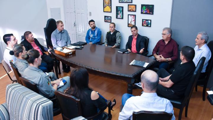 QUEBRANDO O SIL&Ecirc;NCIO: Santo &Acirc;ngelo prepara ampla programa&ccedil;&atilde;o a fim de orientar pais e alunos sobre temas de relev&acirc;ncia social