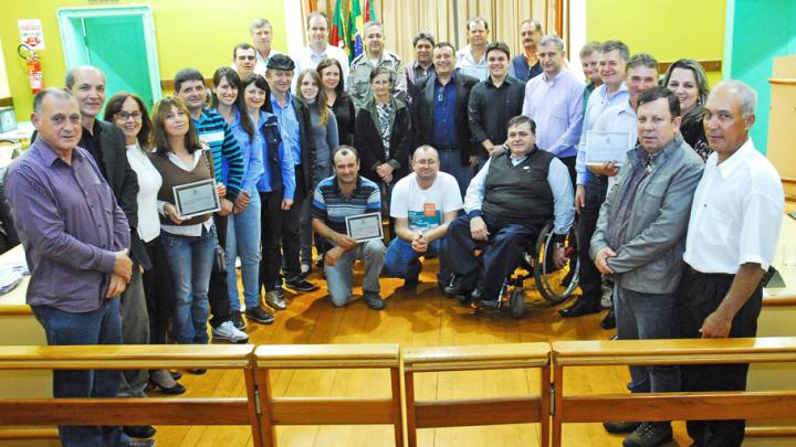 C&acirc;mara presta homenagem para as comunidades envolvidas nos Jogos Rurais Sol a Sol