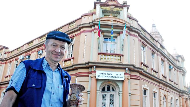 Presidente da C&acirc;mara de Vereadores deve assumir prefeitura de Santo &Acirc;ngelo