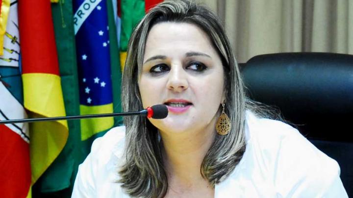 Vereadora Jacqueline apresenta Mo&ccedil;&atilde;o de Rep&uacute;dio &agrave;s Portarias 958 e 959 do Minist&eacute;rio da Sa&uacute;de