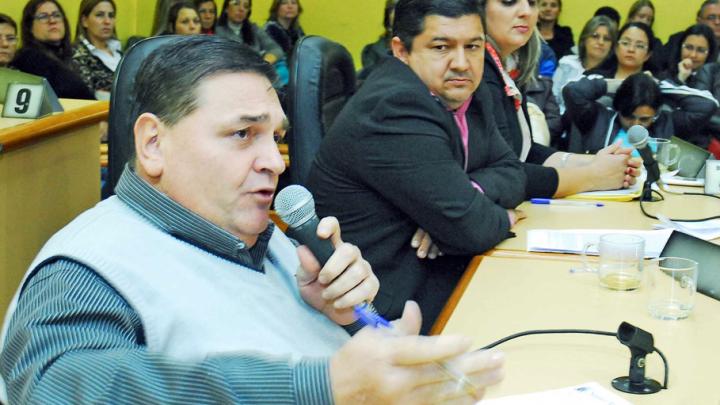 Vereadores questionam a implanta&ccedil;&atilde;o de m&atilde;o &uacute;nica na Rua Matheus do Prado Beck