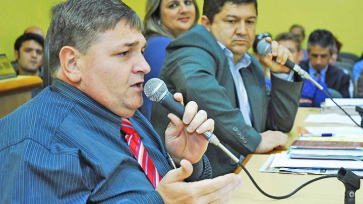 Vereador Juliani apresenta requerimentos e pedido de informa&ccedil;&otilde;es