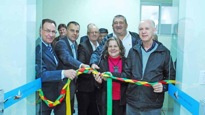 Legislativo participa da inaugura&ccedil;&atilde;o da cozinha e refeit&oacute;rio do HSA