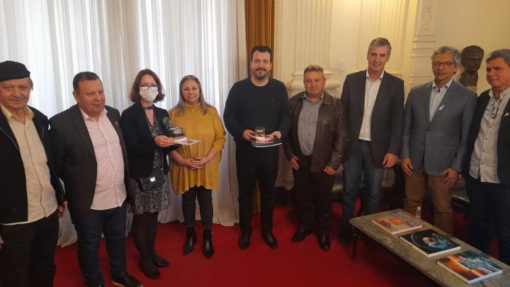  Presidente do Legislativo participa de importantes reuni&otilde;es na Casa Civil em Porto Alegre
