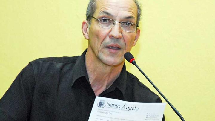 Vereador Martins solicita informa&ccedil;&otilde;es quanto ao servi&ccedil;o prestado pelos agentes de sa&uacute;de do munic&iacute;pio.